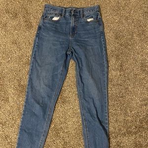 AMERICAN EAGLE HIGH WAISTED JEANS REGULAR